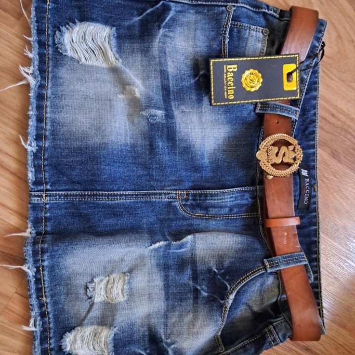 Джинсовая юбка.