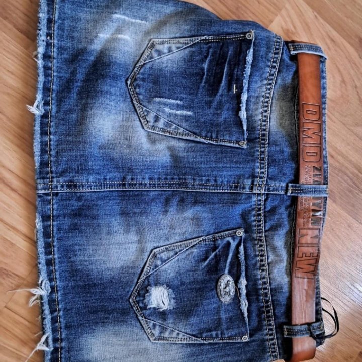 Джинсовая юбка.