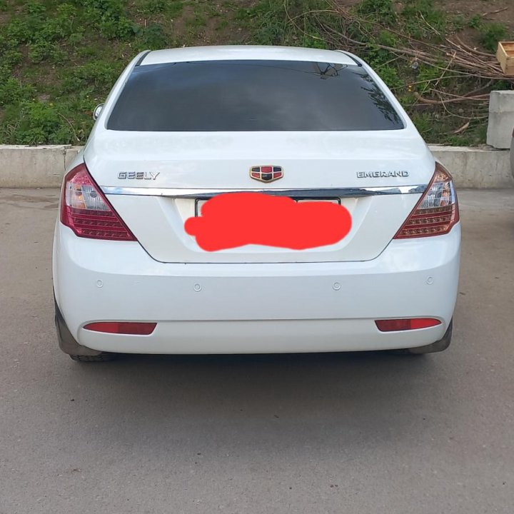 Geely Emgrand EC7, 2013