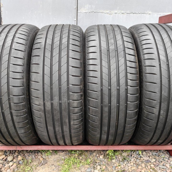 Комплект Bridgestone Turanza T005 MO 235/55 r18