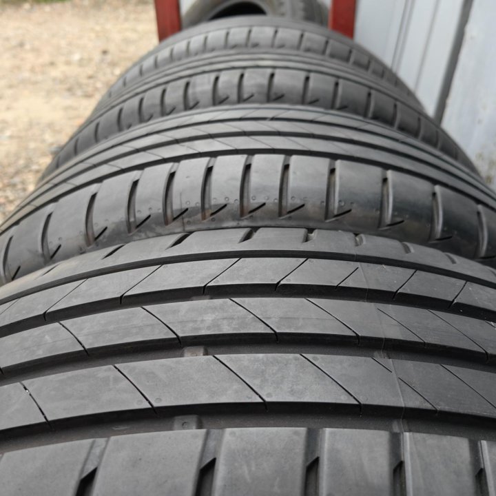 Комплект Bridgestone Turanza T005 MO 235/55 r18