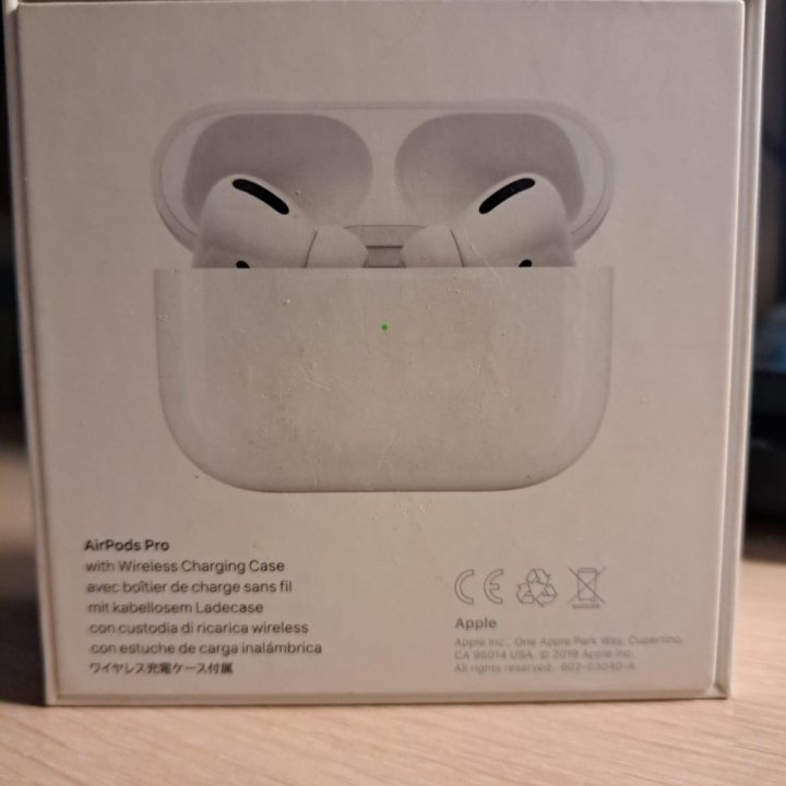 Наушники AirPods pro