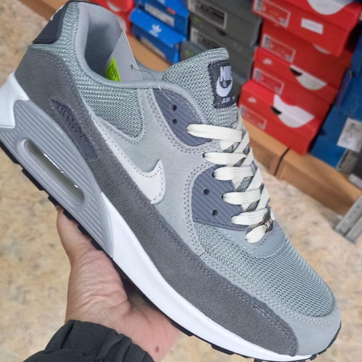 Кроссовки Nike air Max