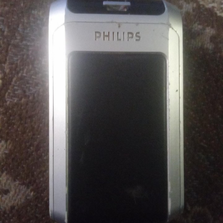 Philips xenium 9@9e и 598