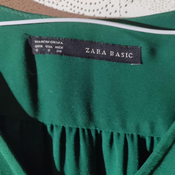 Платье Zara Basic 42-44