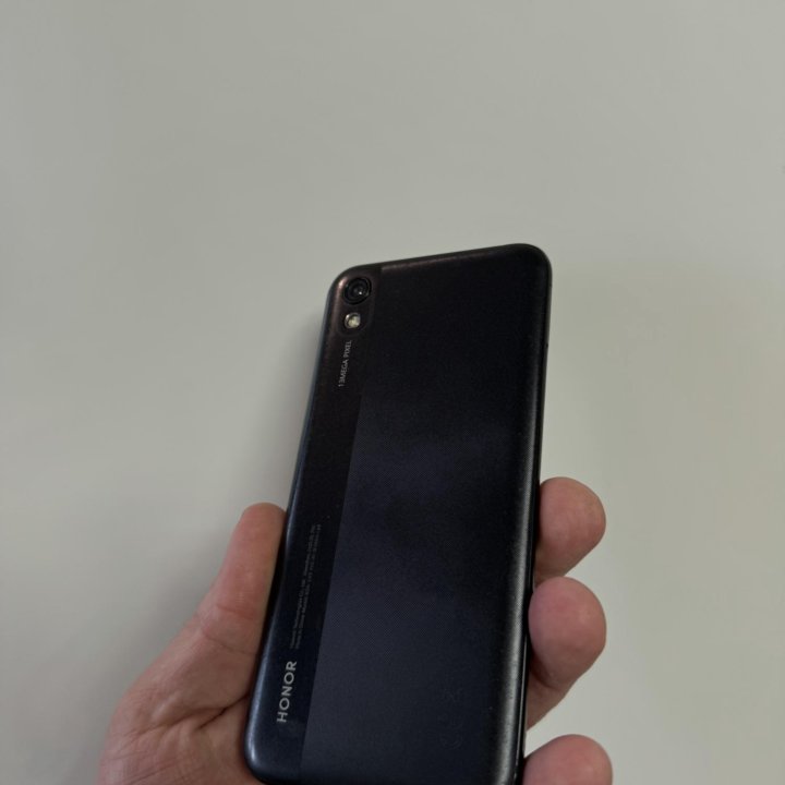 Продам Honor 8S 2/32Gb