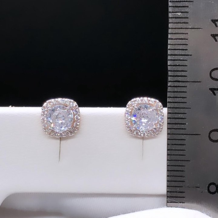 Золотые серьги Пусеты Арт 2943 от Diamant