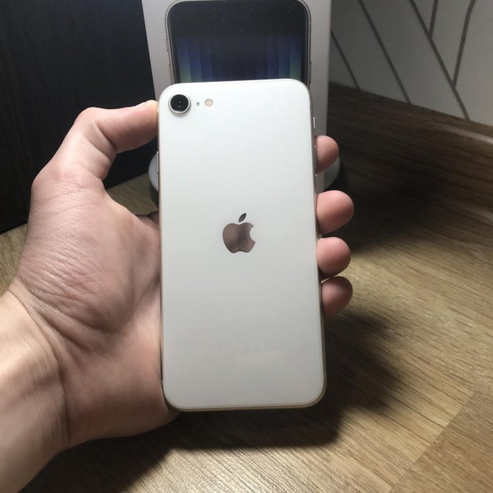 iPhone se 2022 64гб