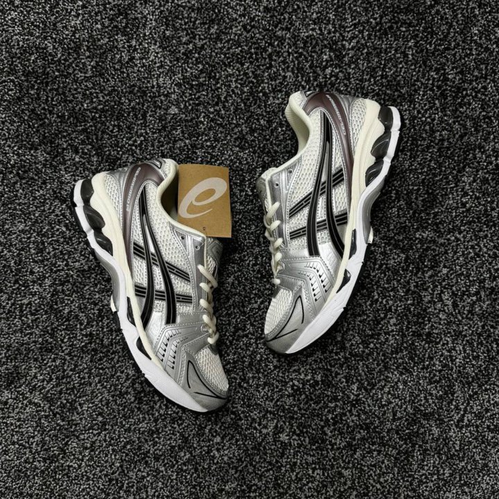 Asics Gel Kayano 14