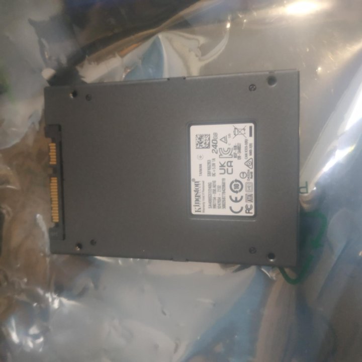 SSD диск на 240 гигабайт