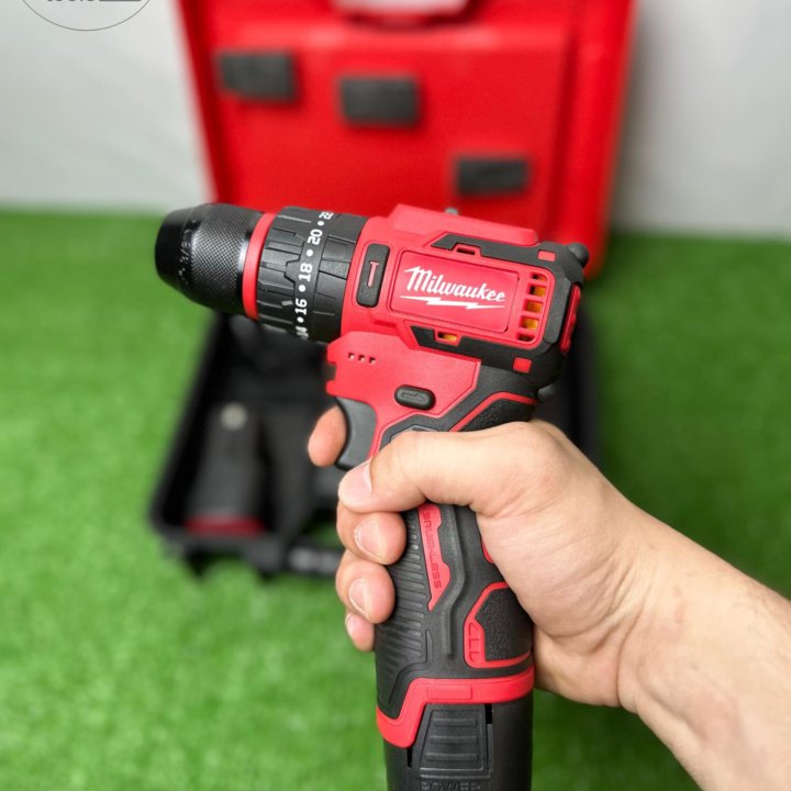 Шуруповерт Milwaukee 24v