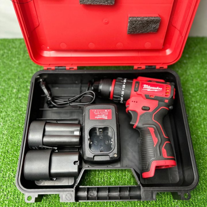 Шуруповерт Milwaukee 24v