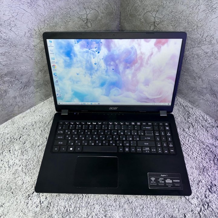 Ноутбук acer на Core i3-1005G1/ 8 GB/ SSD 240 GB