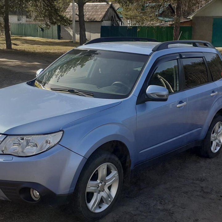 Subaru Forester, 2011