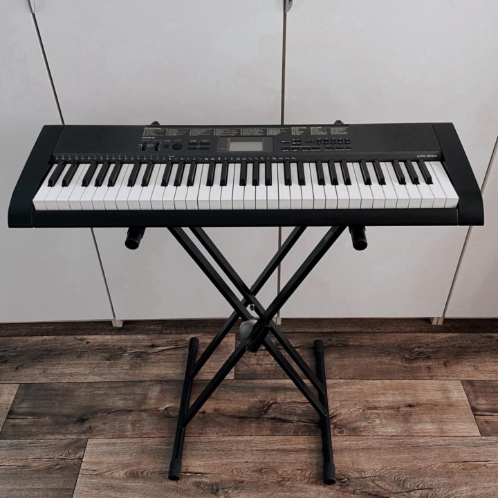 Синтезатор Casio CTK-1250