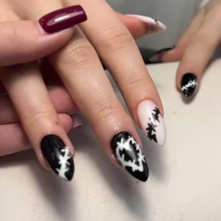 Мастер маникюра