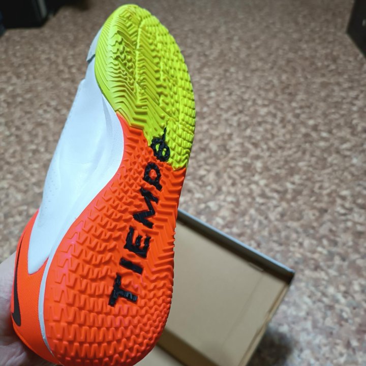 Бутсы Nike tiempo 42 размер