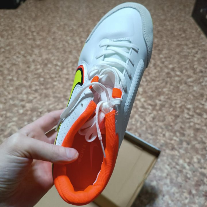 Бутсы Nike tiempo 42 размер