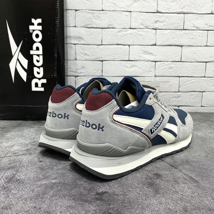 Кроссовки Reebok classic