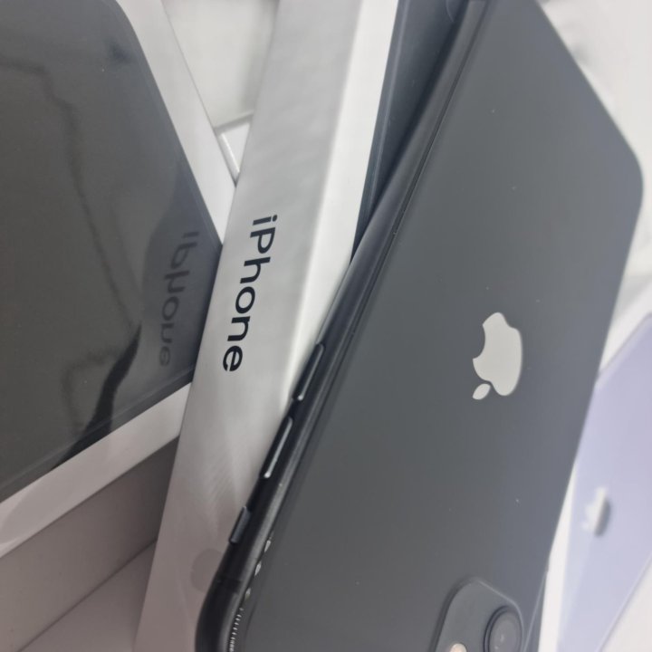 iPhone 11 256GB на 2SIM-карты Black Как новый