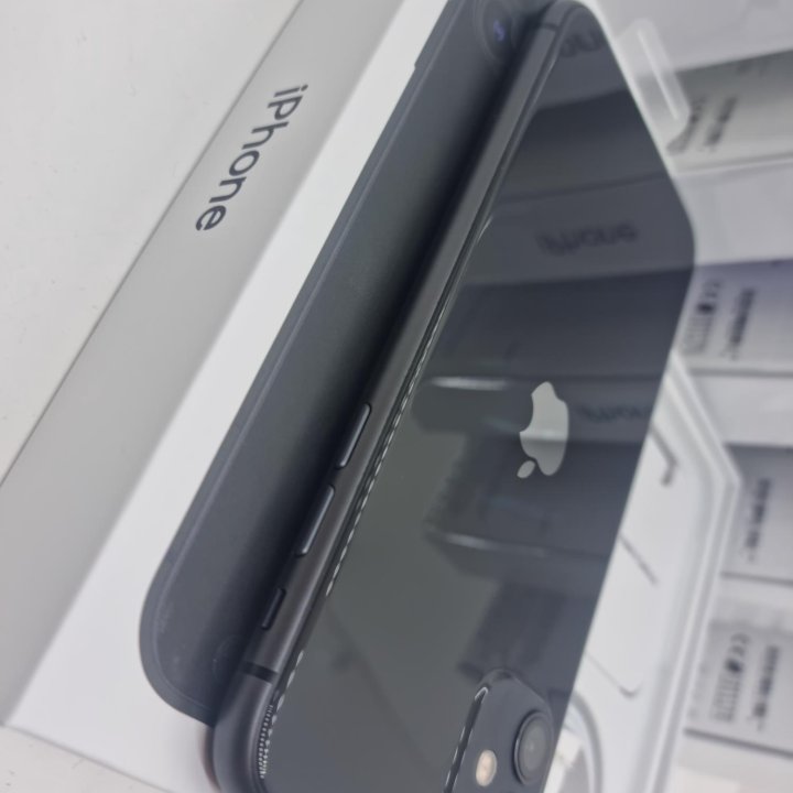 iPhone 11 64GB на 2SIM Black Как новый