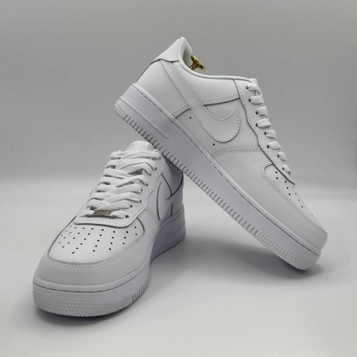 Женские кроссовки Nike Air Force 1 White