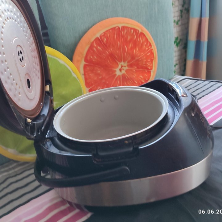 Мультиварка,пароварка, соковыжималка