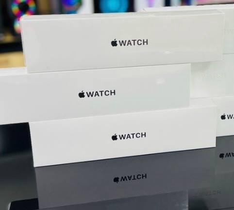 Apple Watch 8 41 mm Midnight, Магазин, Рассрочка