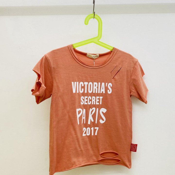 Футболка на девочку Victoria’s Secret новая