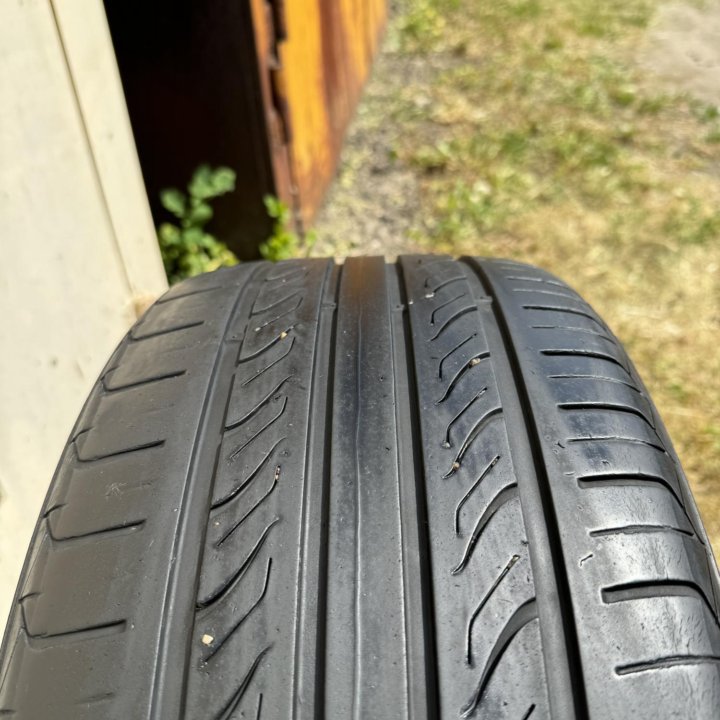 Landsail 225/40 r18