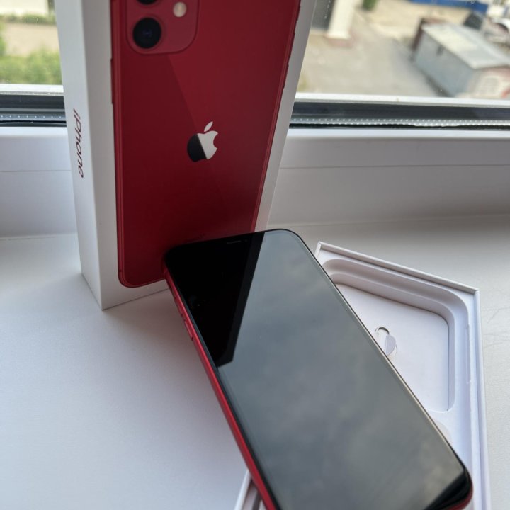 Iphone 11 product red