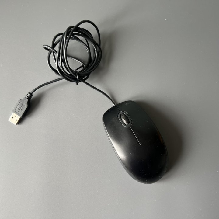 Мышь проводная Logitech B100