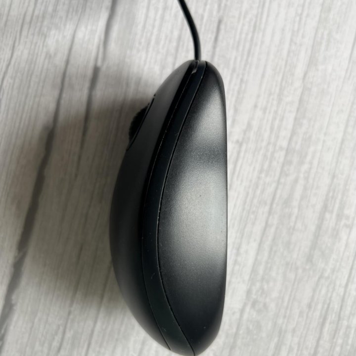 Мышь проводная Logitech B100