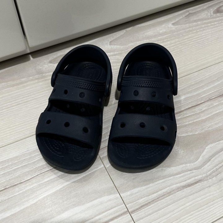 Crocs сандалии