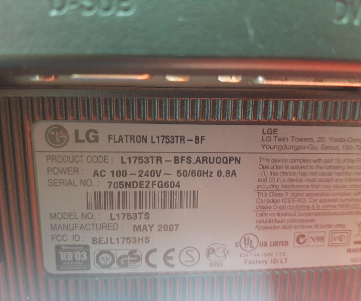 Монитор монитор LG FLATRON L1753TR