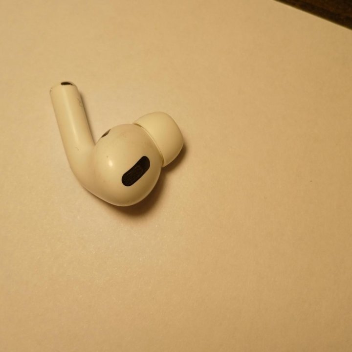 apple airpods 1 A2083 правый