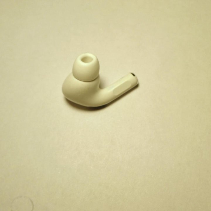 apple airpods 1 A2083 правый