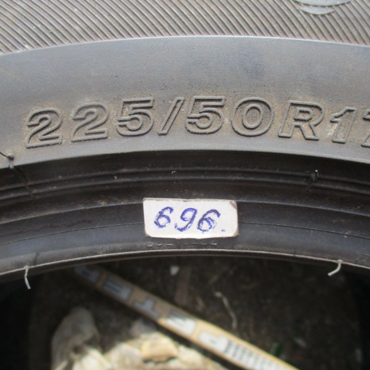 4шт 225 \ 50 R17 RUN FLAT Bridgestone