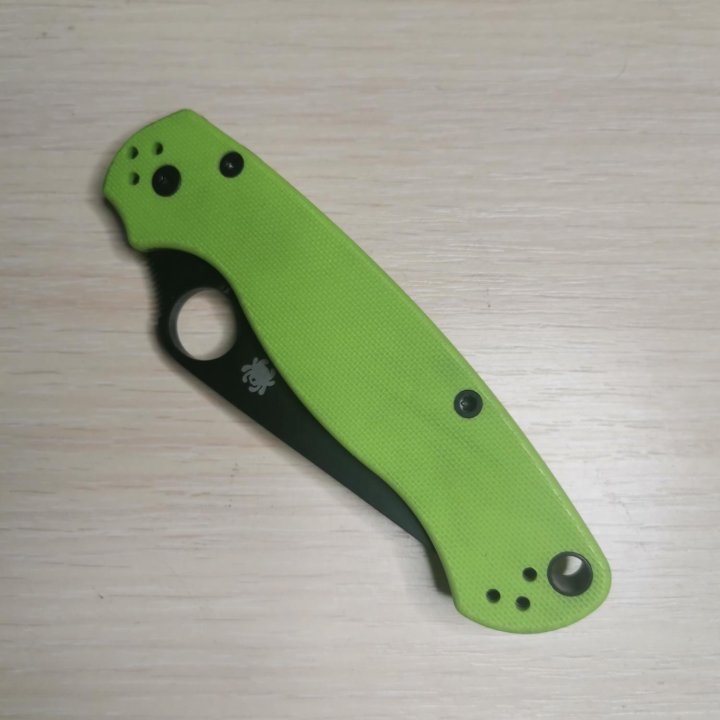 Реплика Spyderco paramilitary 2