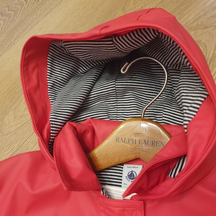 Плащ Petit Bateau. Франция. Новый