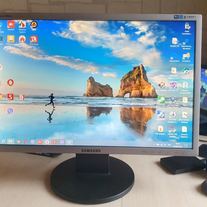 Монитор Samsung SyncMaster 2243NW 22