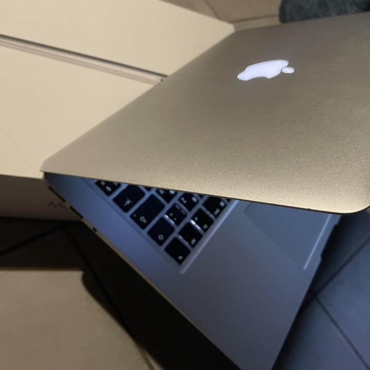 Macbook Air 13 2015/i5