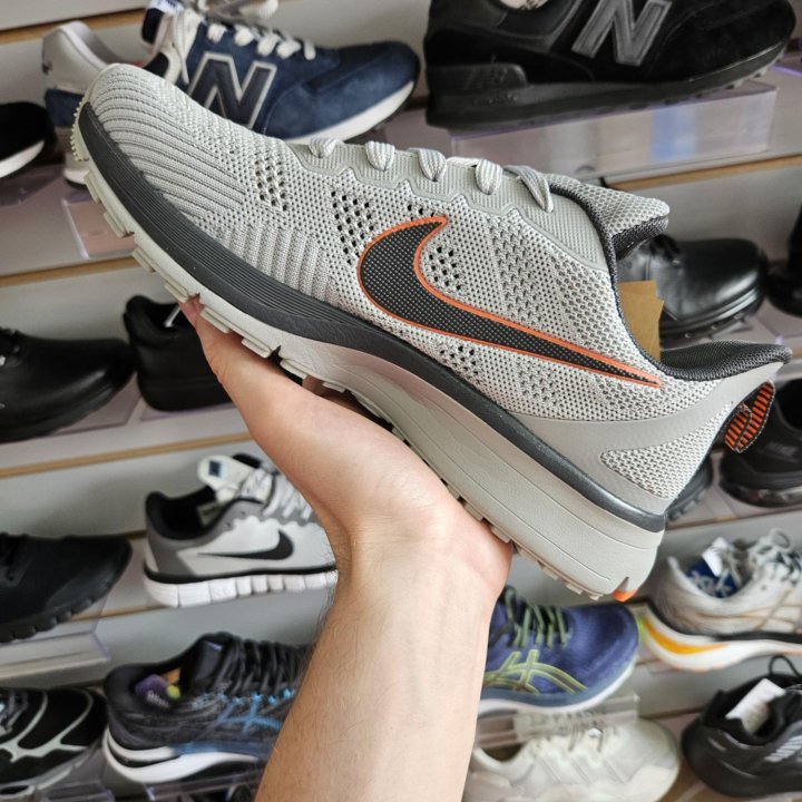 Кроссовки Nike Zoom