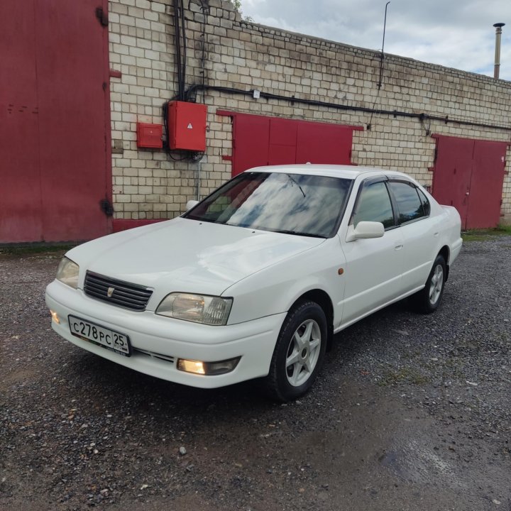 Toyota Camry, 1996