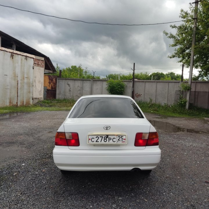 Toyota Camry, 1996