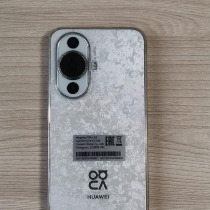 Huawei nova 12s