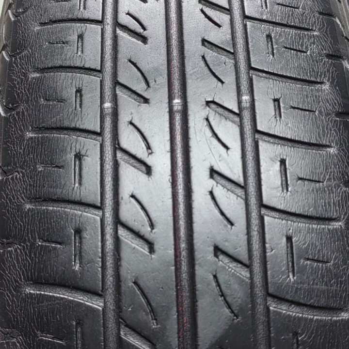 175/70R14 Bridgestone Sneaker одна