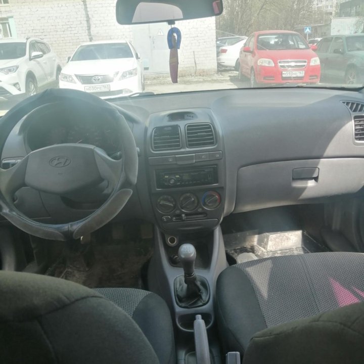 Hyundai Accent, 2006