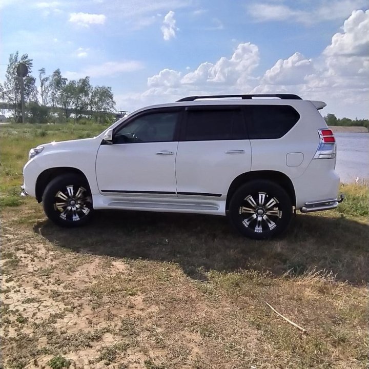 Toyota Land Cruiser Prado, 2011