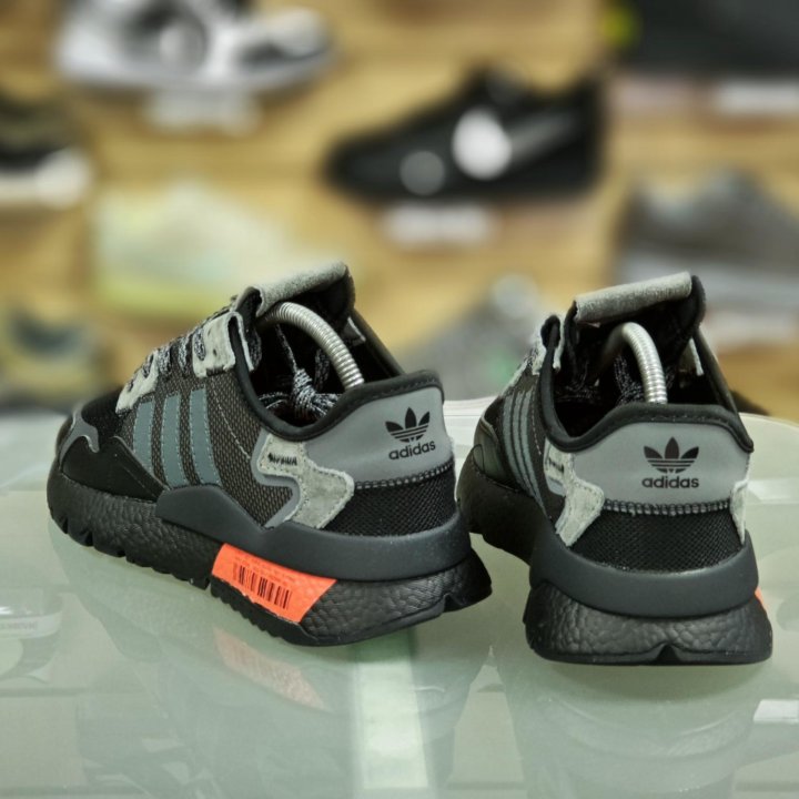 Кроссовки Adidas nite Jogger